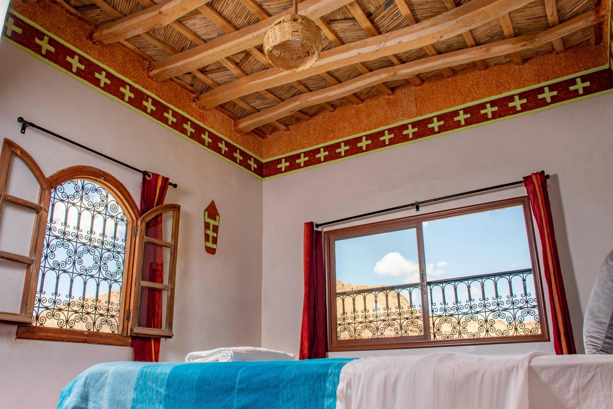 Hotel Awayou Bou Drarar 외부 사진