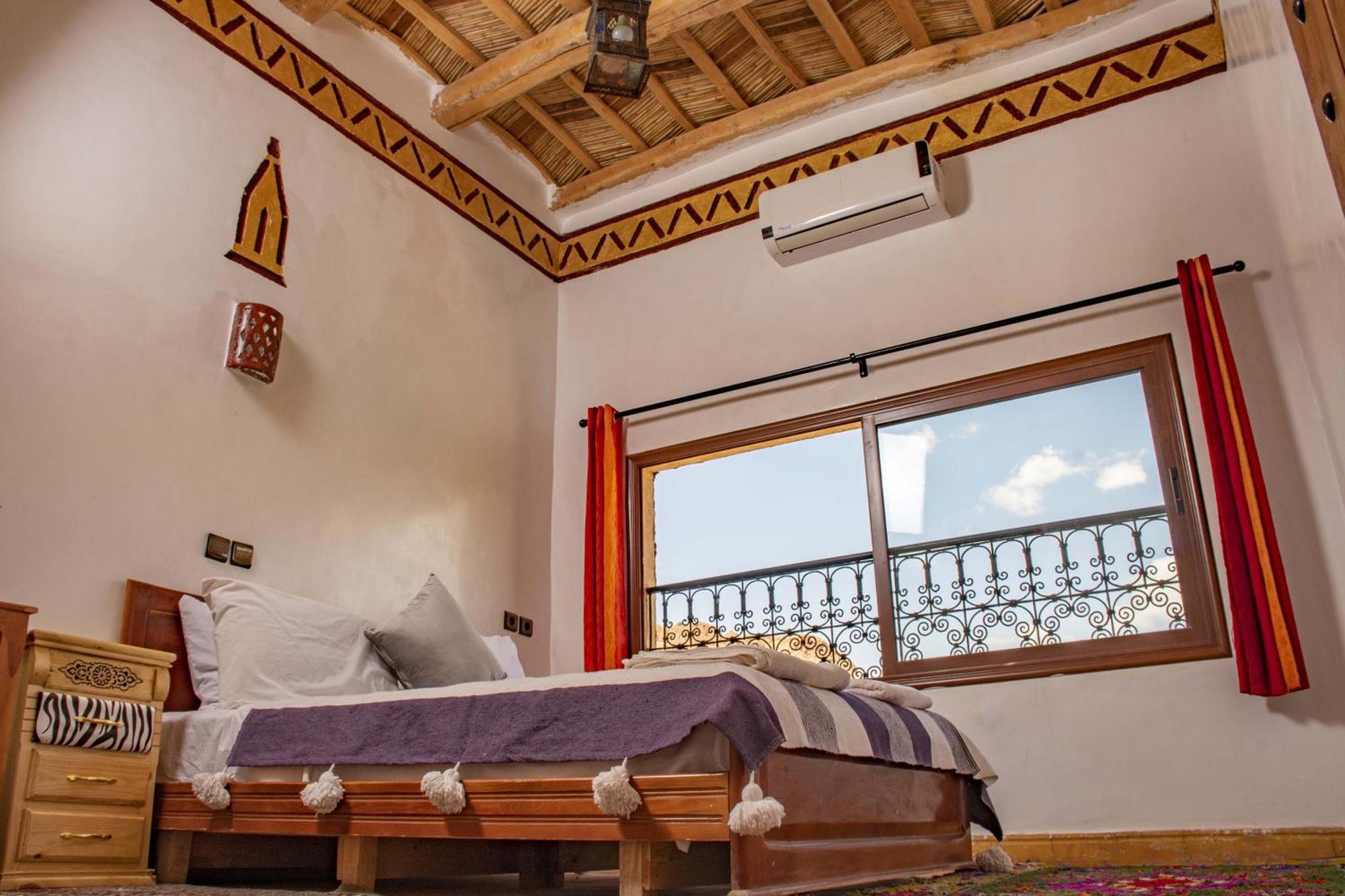 Hotel Awayou Bou Drarar 외부 사진